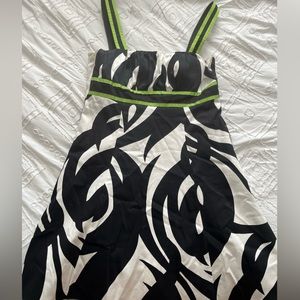 Woman’s Petite Dress